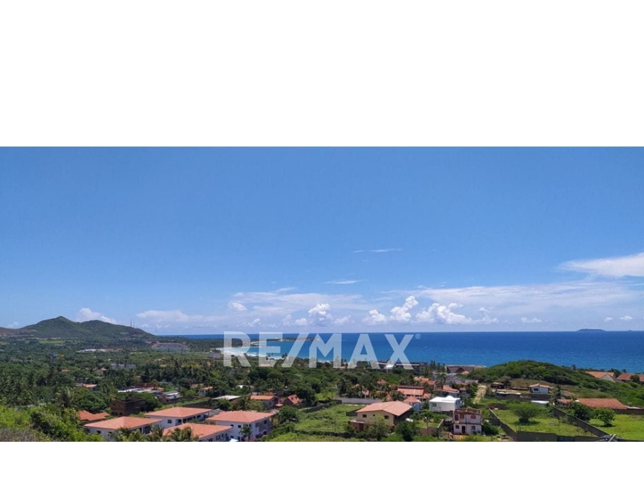 Terreno Con Vista Al Mar En El Cardón, Urb. Manantiales De Guayamuri Country Club. - Imagen 6