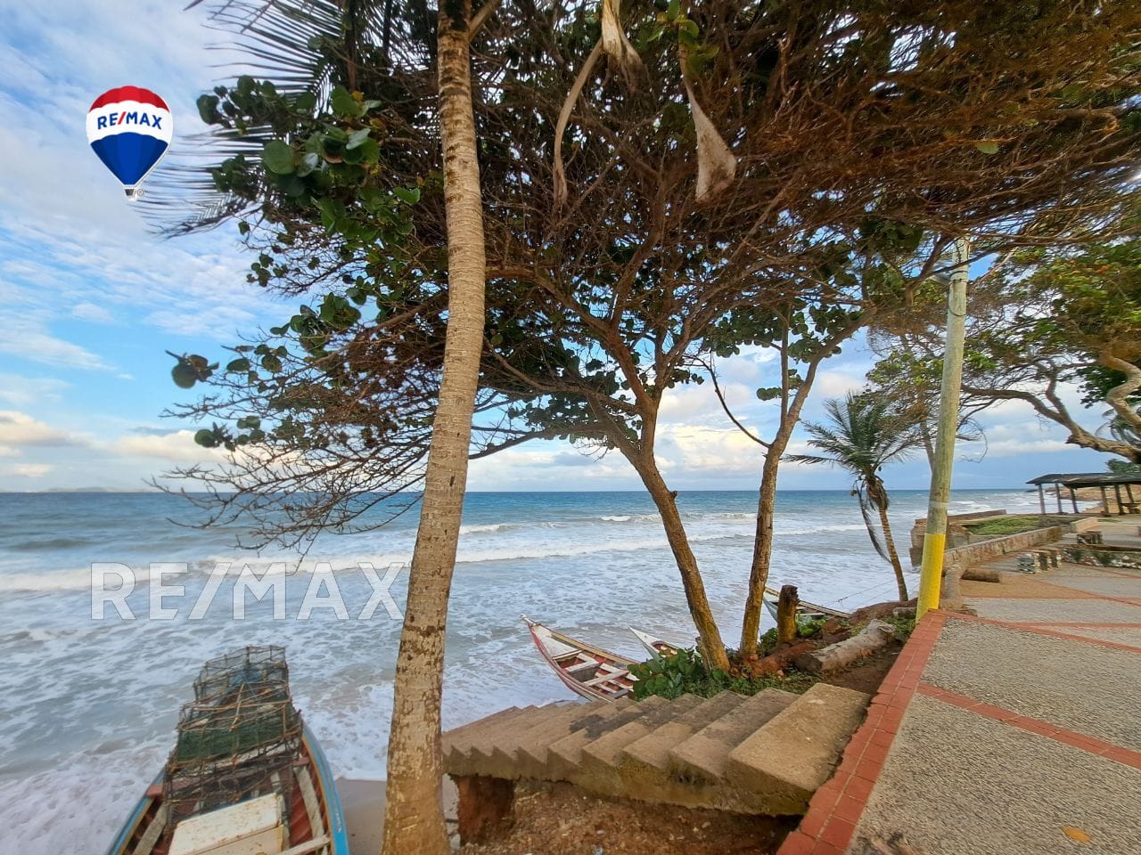Terreno Con Vista Al Mar En El Cardón, Urb. Manantiales De Guayamuri Country Club. - Imagen 13