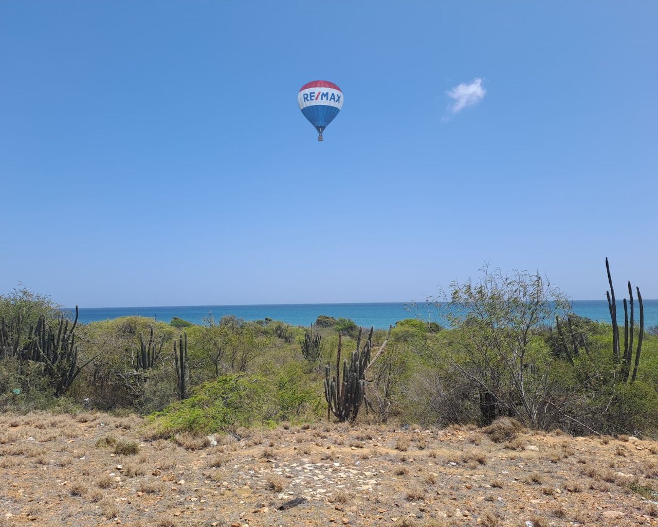 3 TERRENOS CON VISTA AL MAR EN TAGUANTAR VIA JUAN GRIEGO, NUEVA ESPARTA, ISLA DE MARGARITA, 2983 MT2 - Imagen 4