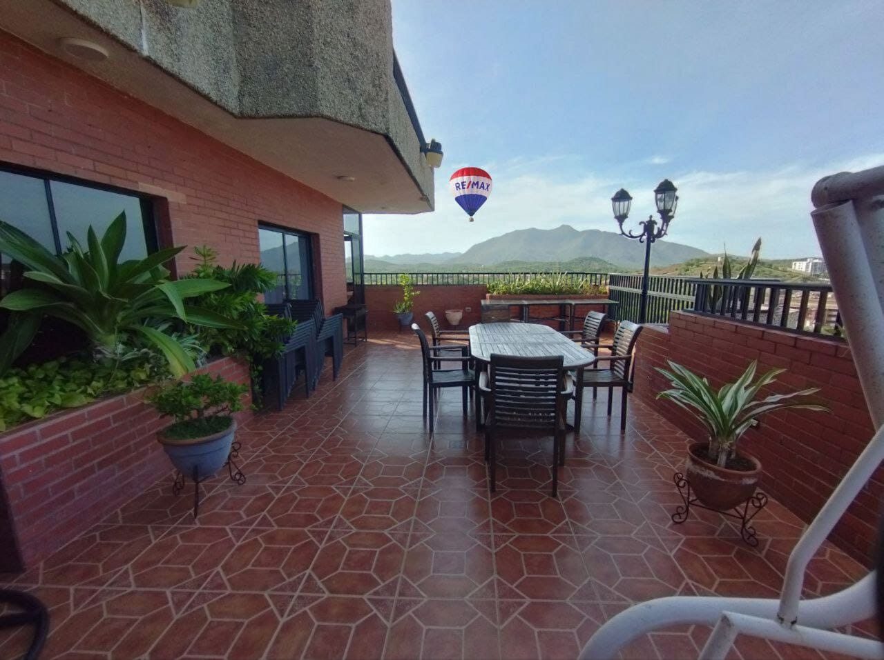 Apartamento tipo PentHouse, Urbanización Jorge Coll, Maneiro. - Imagen 16