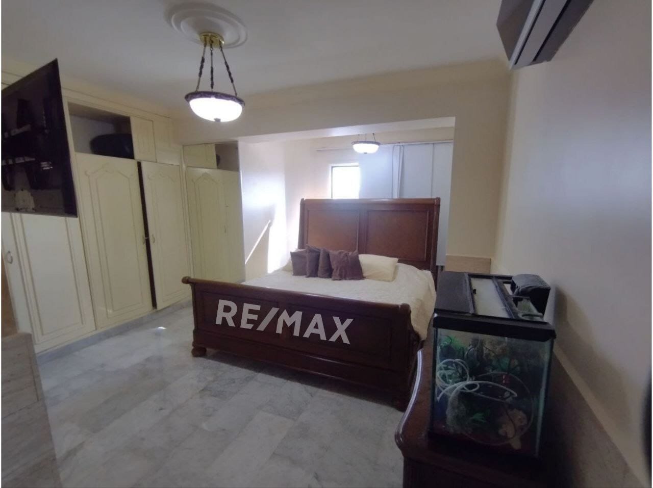 Apartamento tipo PentHouse, Urbanización Jorge Coll, Maneiro. - Imagen 20