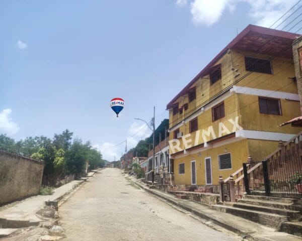 Apartamento En Venta, Sector El Maco, Gómez. - Imagen 2