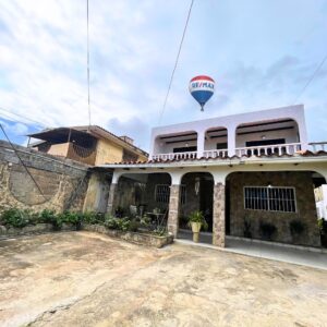 ACOGEDOR Y AMPLIO APARTAMENTO EN EL VALLE