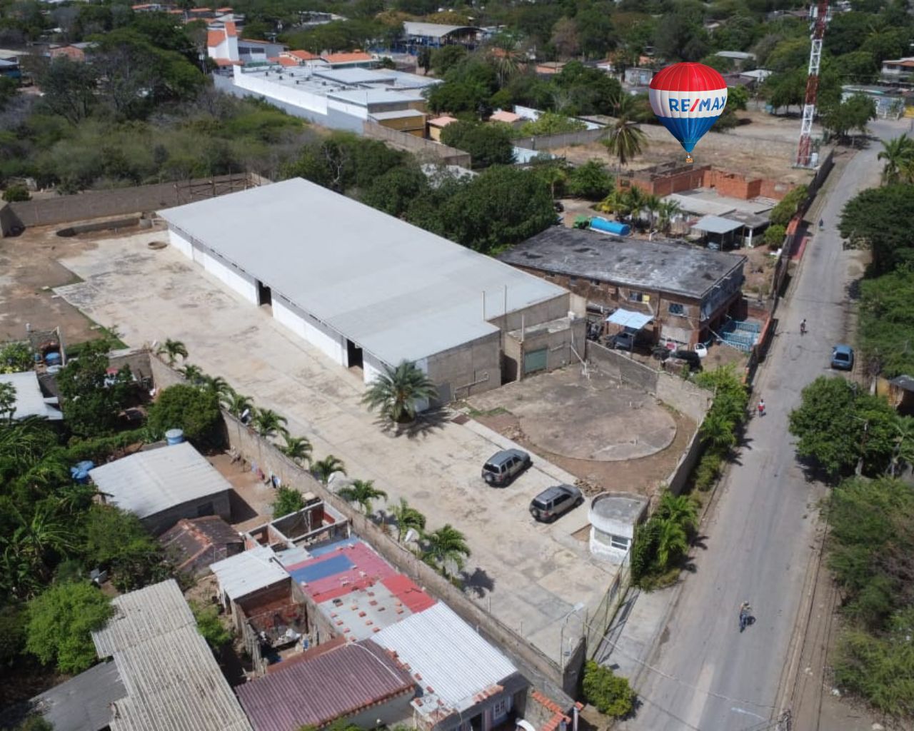 Galpón, En Venta, Altagracia, Isla De Margarita, 1200 mt2, 4 Baños y 1 Garita de Seguridad - Imagen 4