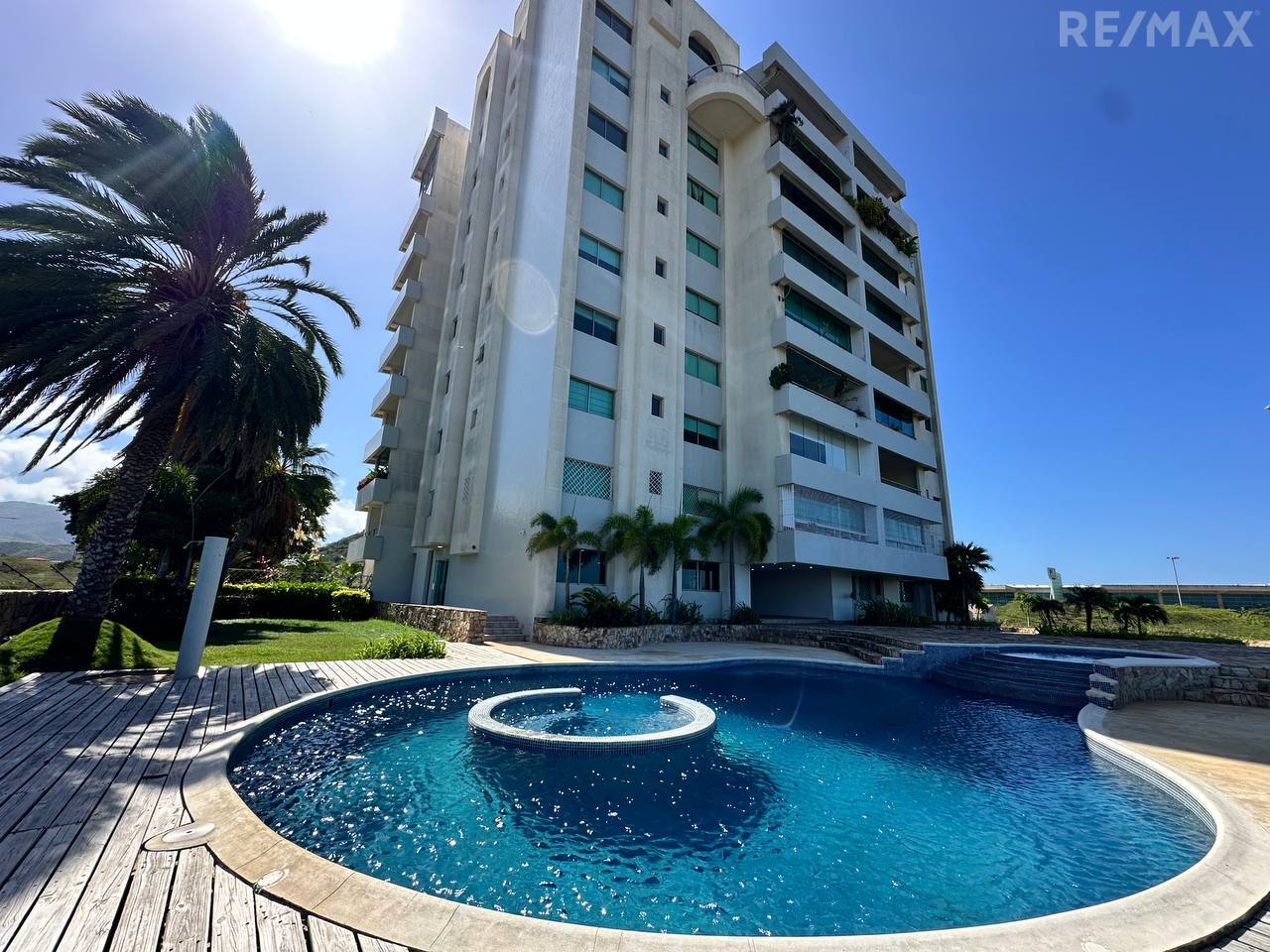 Apartamento, En Venta, Cond. Costasol, La Auyama, Isla De Margarita, 159 mt2, 3 Habitaciones + 1 de Servicio y 3 Baños + 1 de Servicio