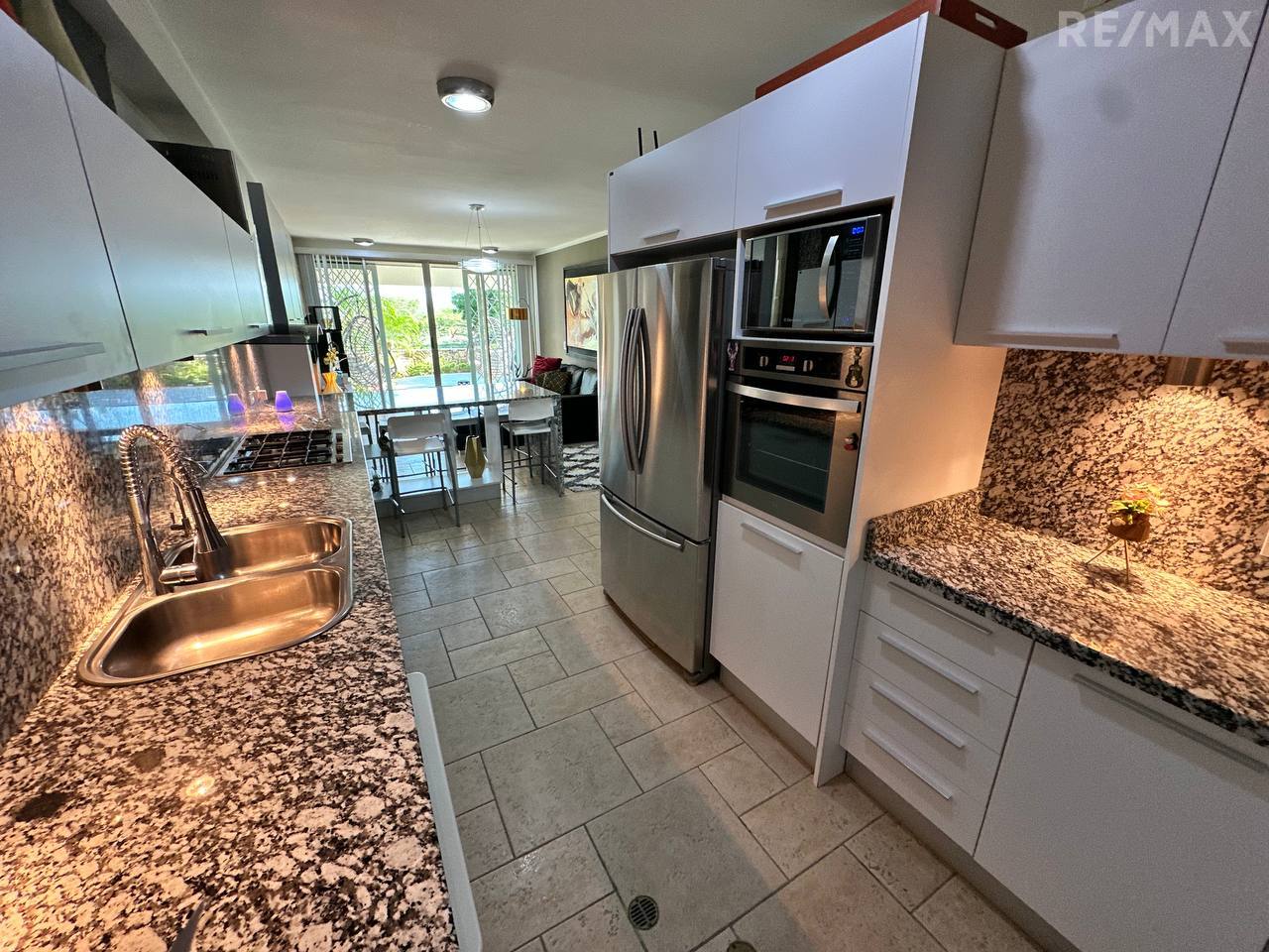 Apartamento, En Venta, Cond. Costasol, La Auyama, Isla De Margarita, 159 mt2, 3 Habitaciones + 1 de Servicio y 3 Baños + 1 de Servicio - Imagen 5