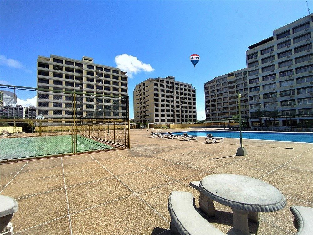 Penthouse, En Venta, Resd. Los Geranios, Urbanización Maneiro, 335.35 mt2, 4 Habitaciones y 5 Baños - Imagen 18