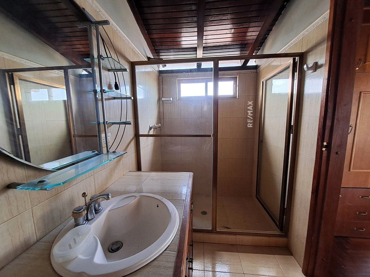 Penthouse, En Venta, Resd. Los Geranios, Urbanización Maneiro, 335.35 mt2, 4 Habitaciones y 5 Baños - Imagen 21