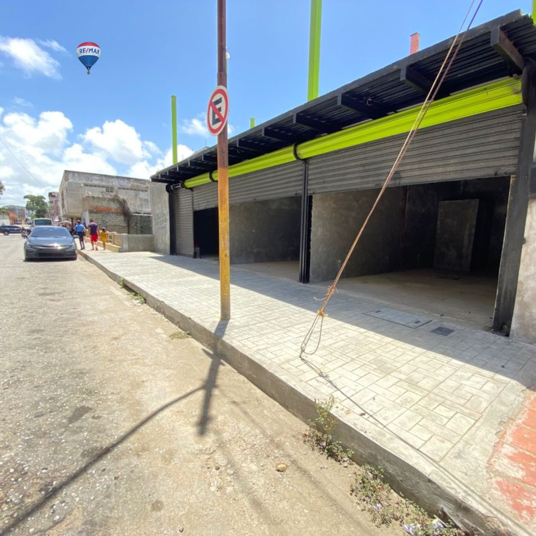 3 LOCALES EN ALQUILER, PORLAMAR, 40MT2 - Imagen 3