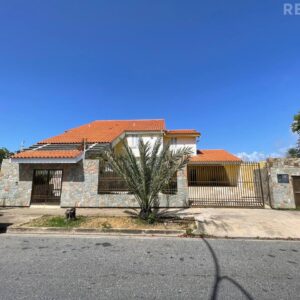 Casa, En Venta, En Urbanización Costa Azul, Nueva Esparta, Isla de Margarita, 1000 mt2, 7 Habitaciones y 7 Baños