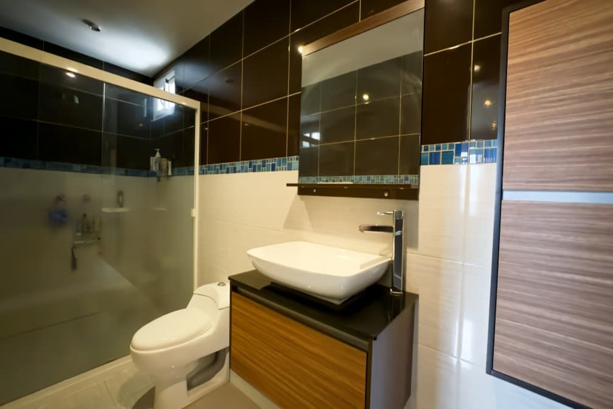 Casa de 2 Niveles, En Venta, En Urbanización Costa Azul Nueva Esparta, Isla De Margarita, 620 mt2, 5 Habitaciones y 6 Baños - Imagen 14