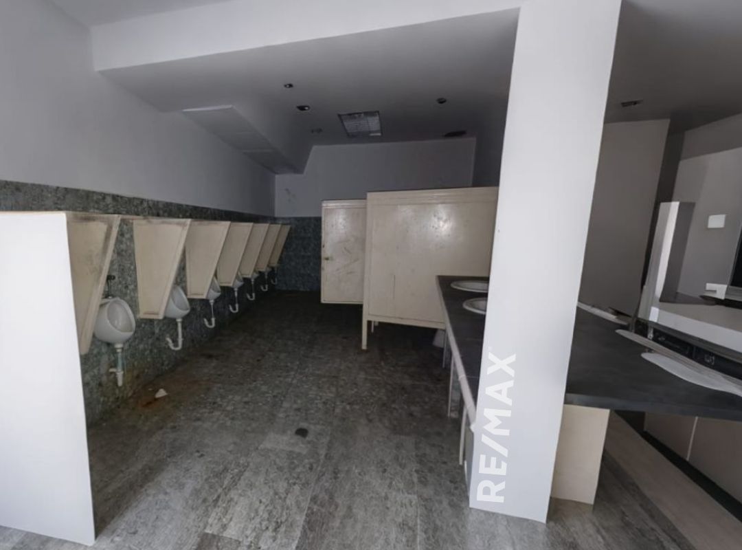 Local, En Alquiler, En Centro Comercial La Redoma, Los Robles, Nueva Esparta, Isla de Margarita, 673 mt2, 8 Baños y 2 Puestos de Estacionamiento - Imagen 14