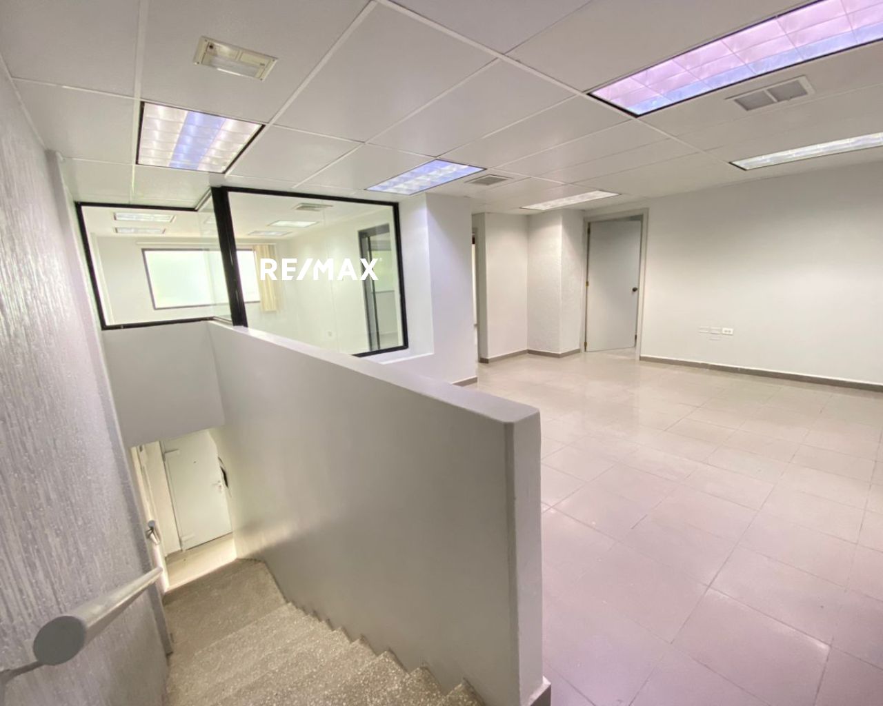 Local Comercial, En Venta, En La Asunción, Nueva Esparta, Isla de Margarita, 170 mt2 y 3 Baños - Imagen 19