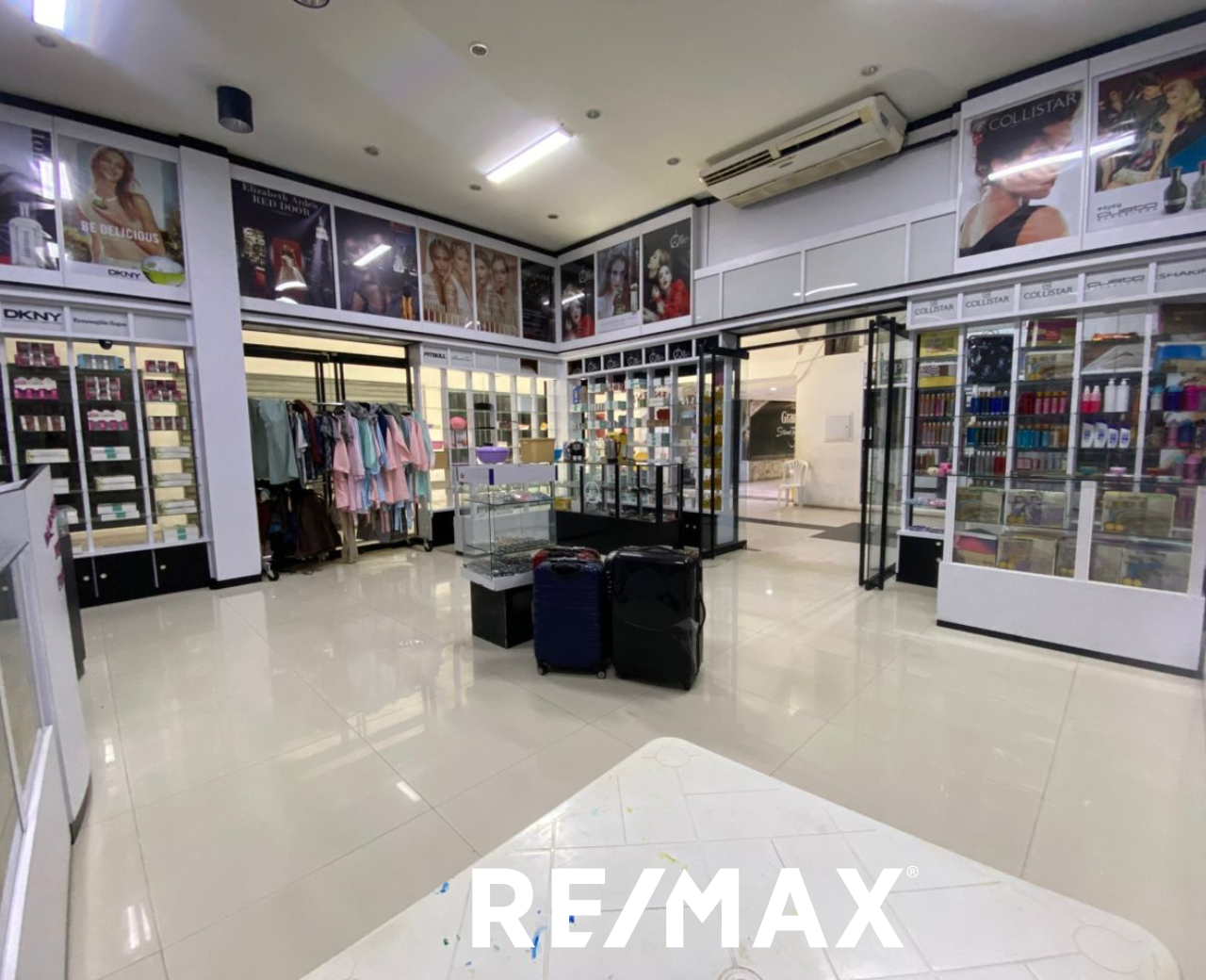 Local, En Alquiler, En Centro Comercial Juan Griego, En Calle La Marina, Nueva Esparta, Isla de Margarita, 80 mt2 - Imagen 3