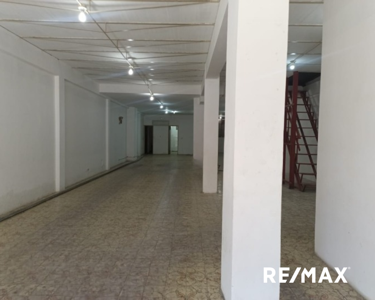 Local, En Alquiler, En Calle Igualdad, Porlamar, Nueva Esparta, Isla de Margarita, 240 mt2, 2 Baños - Imagen 5