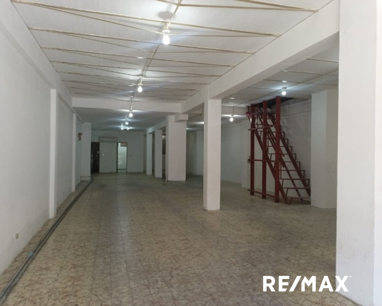 Local, En Alquiler, En Calle Igualdad, Porlamar, Nueva Esparta, Isla de Margarita, 240 mt2, 2 Baños - Imagen 8