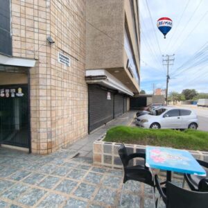 Local, En Venta, En la Avenida Bolivar, Porlamar, Nueva Esparta, Isla de Margarita, 43,65 mt2 y 1 Baño