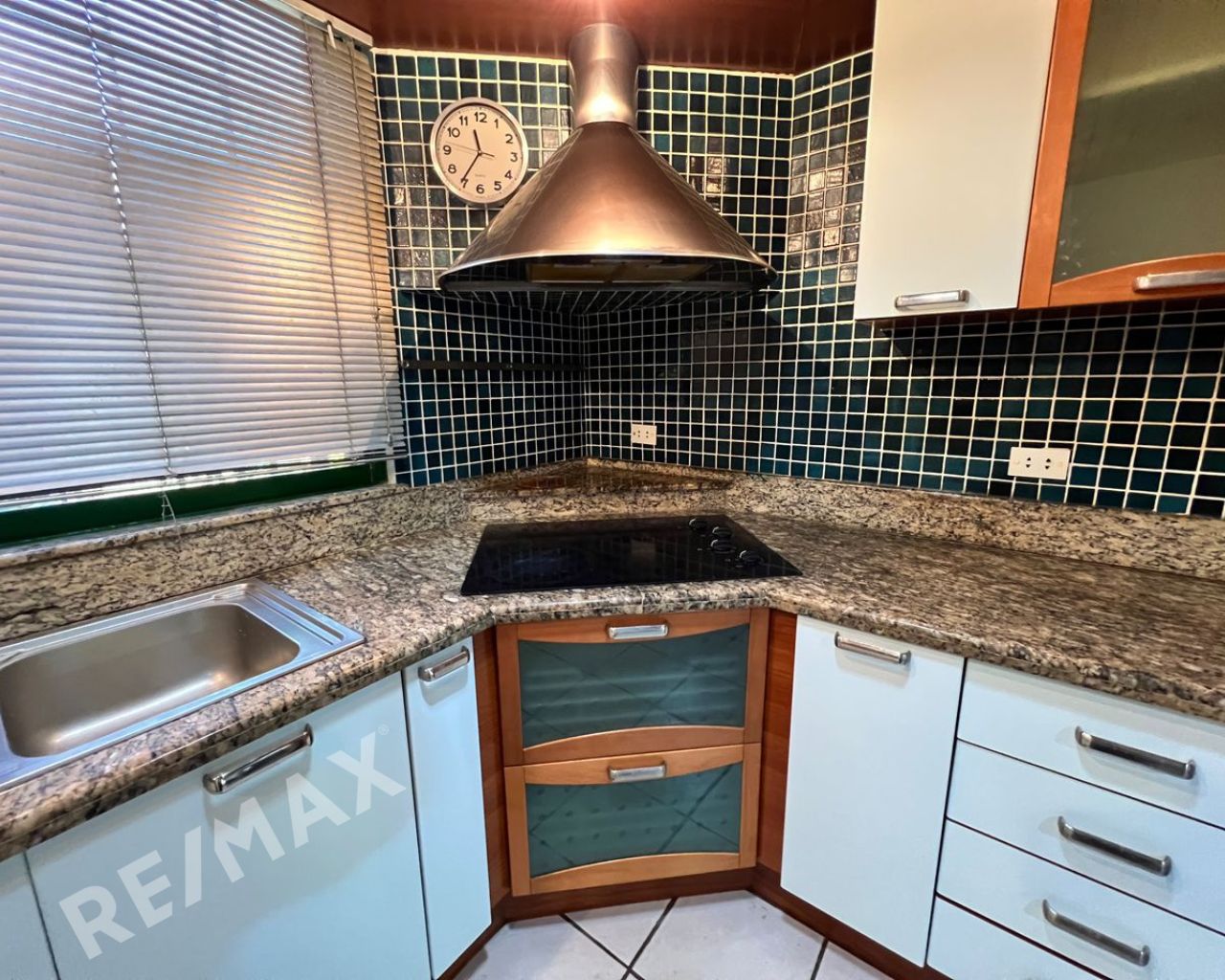 Apartamento, En Alquiler, Resid. La Cresta, En Playa El Angel, Nueva Esparta, Isla de Margarita, 104 MT2, 3 Habitaciones y 3 Baños - Imagen 13