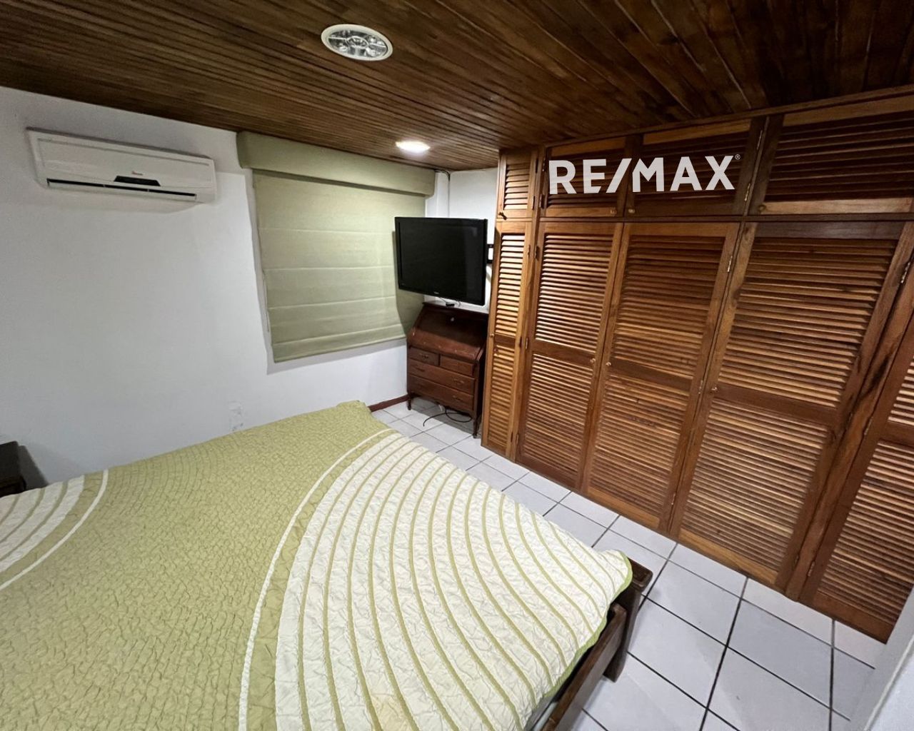 Apartamento, En Alquiler, Resid. La Cresta, En Playa El Angel, Nueva Esparta, Isla de Margarita, 104 MT2, 3 Habitaciones y 3 Baños - Imagen 19