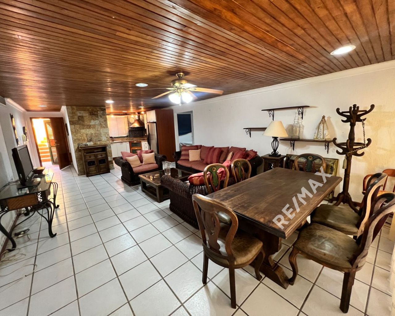 Apartamento, En Alquiler, Resid. La Cresta, En Playa El Angel, Nueva Esparta, Isla de Margarita, 104 MT2, 3 Habitaciones y 3 Baños - Imagen 21
