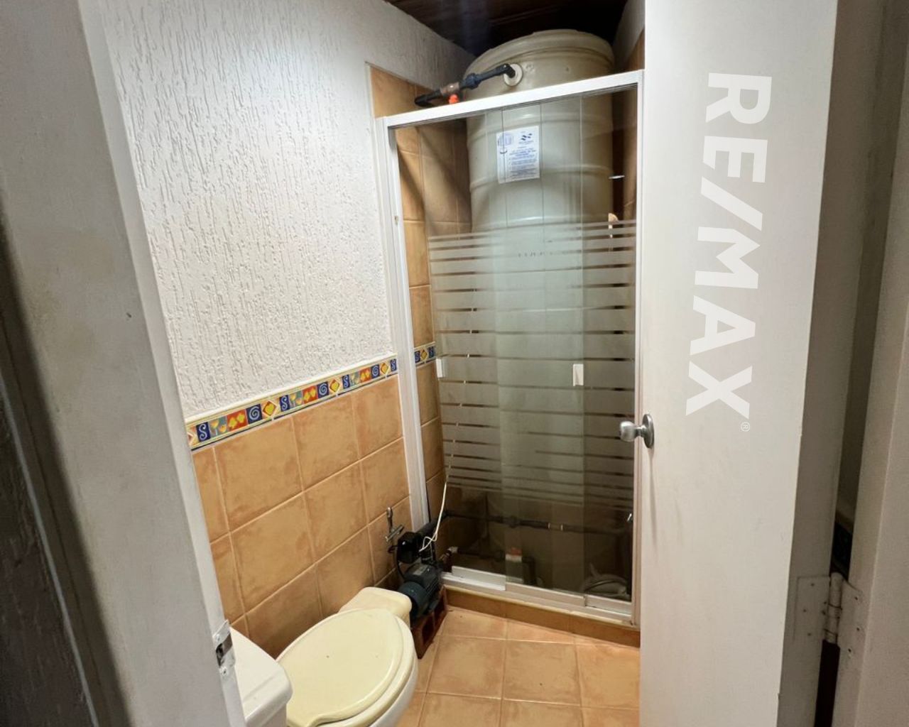 Apartamento, En Alquiler, Resid. La Cresta, En Playa El Angel, Nueva Esparta, Isla de Margarita, 104 MT2, 3 Habitaciones y 3 Baños - Imagen 9