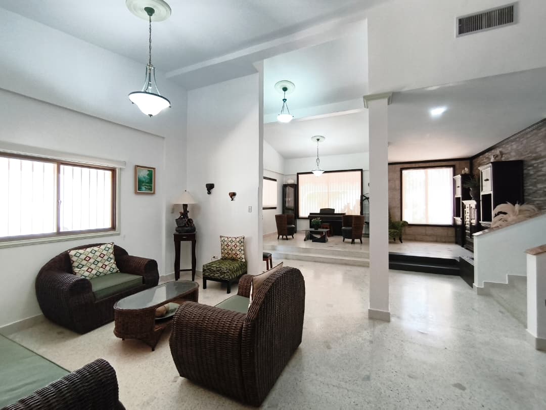 CASA EQUIPADA CON PISCINA, SAUNA Y CANEY TECHADO, EN VENTA, EN URB. PALO SANO, NUEVA ESPARTA, ISLA DE MARGARITA, 934,50 MT2, 5 Habitaciones y 8 Baños - Imagen 17