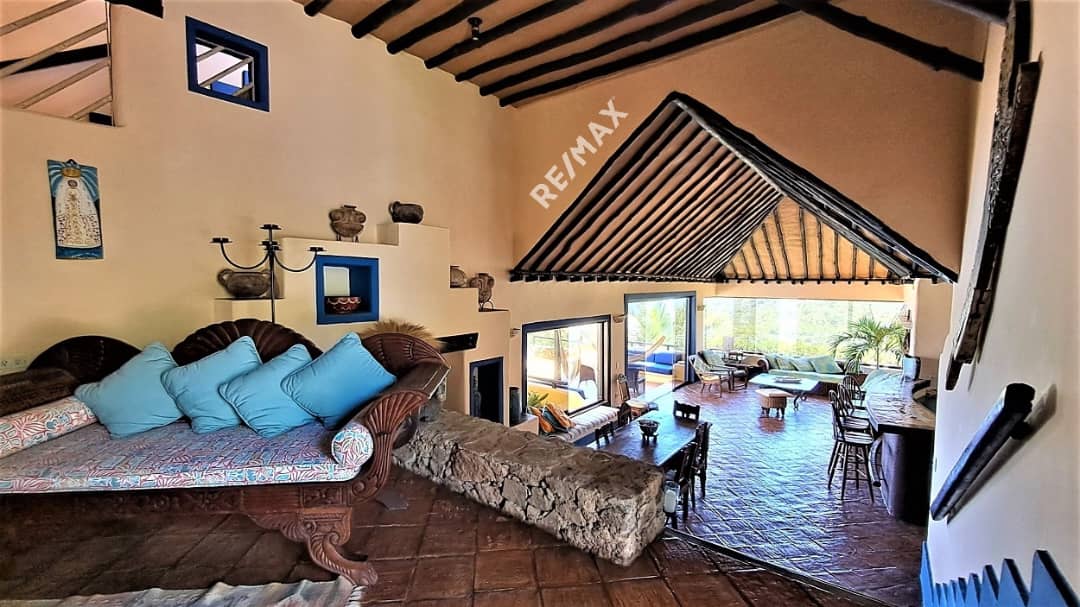 Casa, En Venta, En Manantiales de Guayamuri, Nueva Esparta, Isla de Margarita, 400 MT2, 5 Habitaciones y 6 Baños - Imagen 2