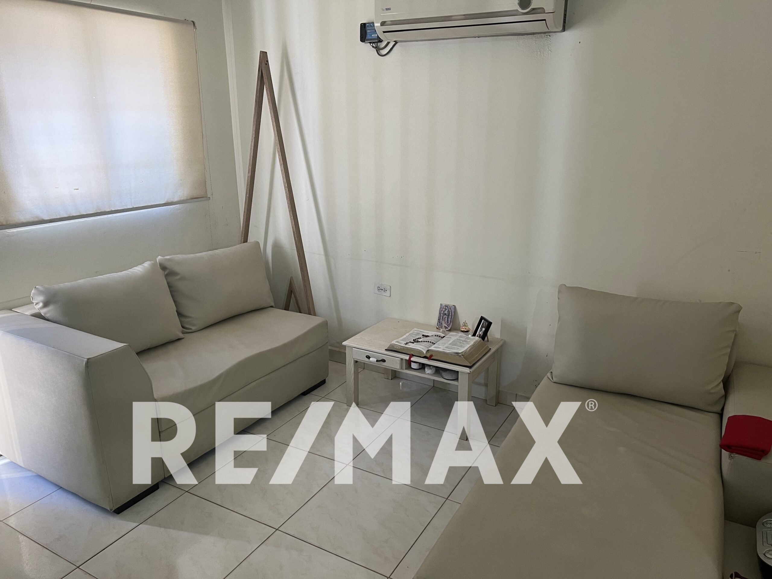 Townhouse, En Alquiler, En Los Cerritos, Nueva Esparta, Isla de Margarita, 400 MT2, 2 Hab y 2 Baños - Imagen 4
