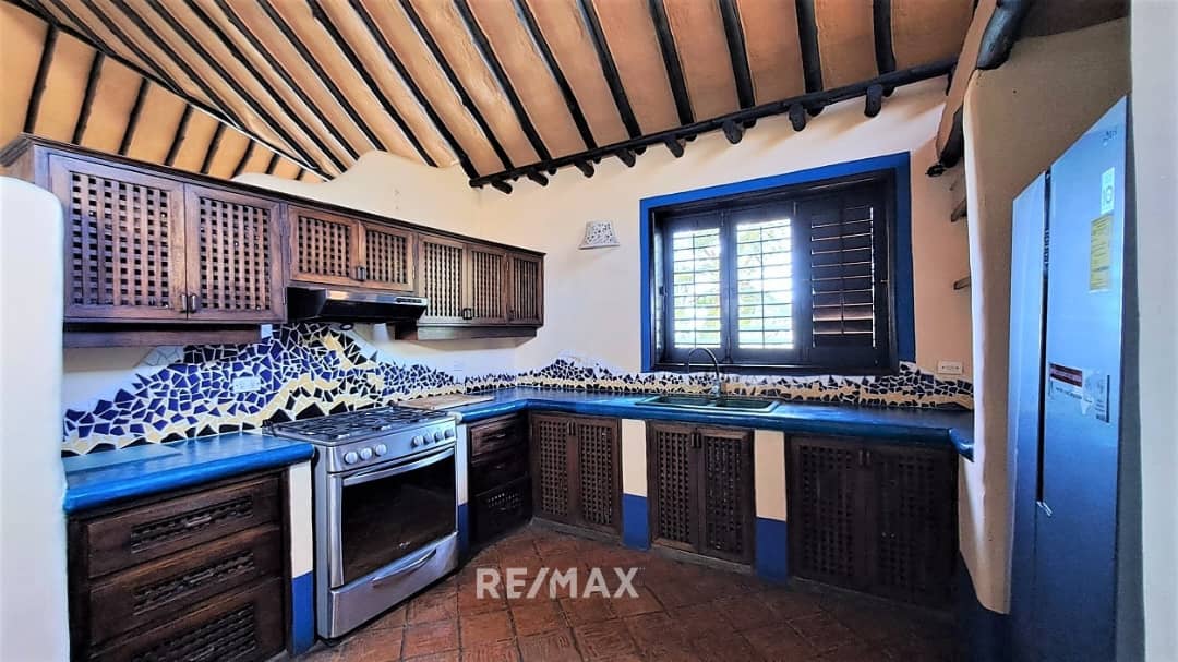 Casa, En Venta, En Manantiales de Guayamuri, Nueva Esparta, Isla de Margarita, 400 MT2, 5 Habitaciones y 6 Baños - Imagen 4