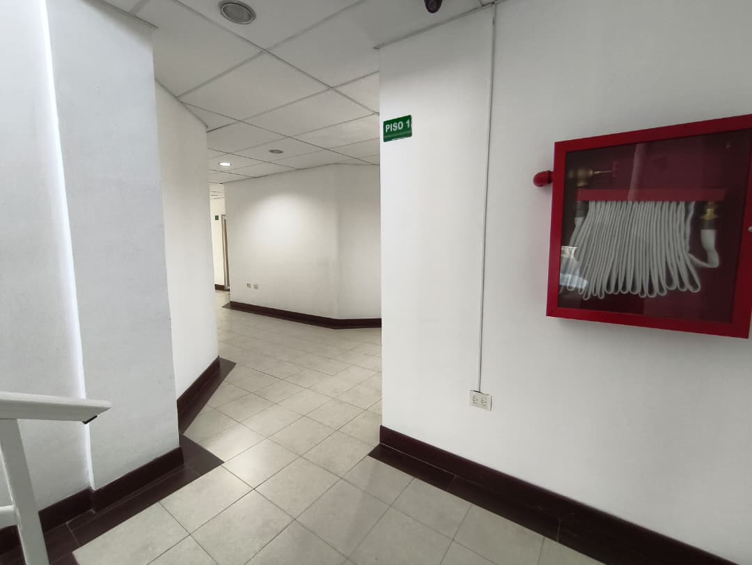 Oficina, En Venta, En Calle El Colegio, En Porlamar, Nueva Esparta, Isla de Margarita, 63,41 MT2, 1 Baño - Imagen 5