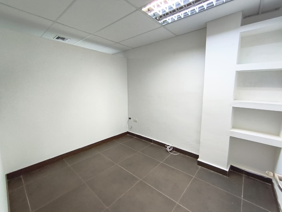Oficina, En Venta, En Calle El Colegio, En Porlamar, Nueva Esparta, Isla de Margarita, 63,41 MT2, 1 Baño - Imagen 10