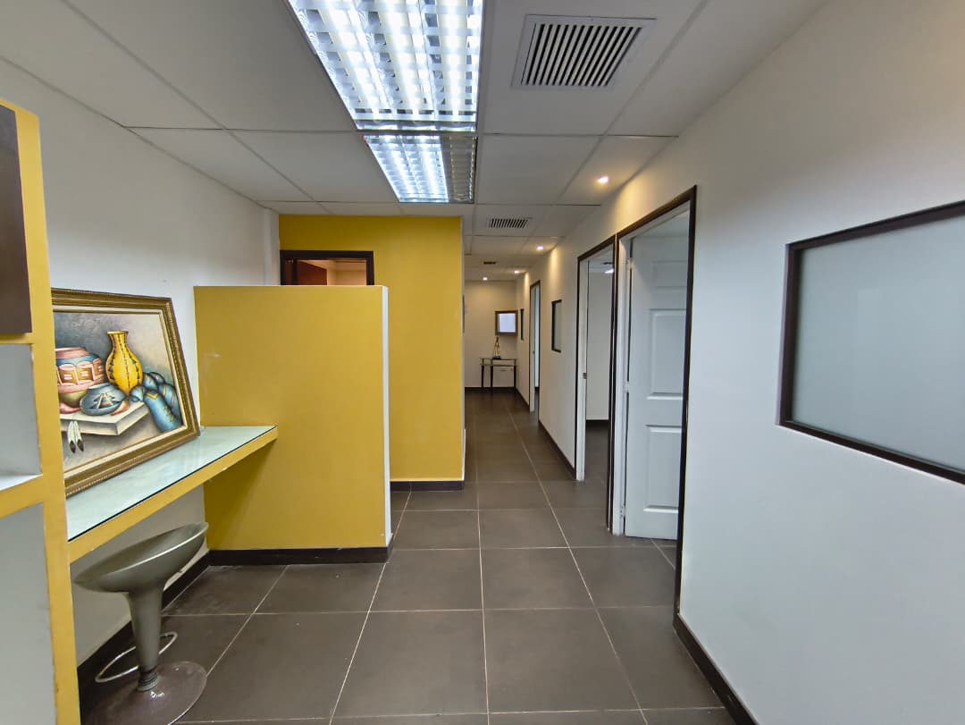 Oficina, En Venta, En Calle El Colegio, En Porlamar, Nueva Esparta, Isla de Margarita, 63,41 MT2, 1 Baño - Imagen 13