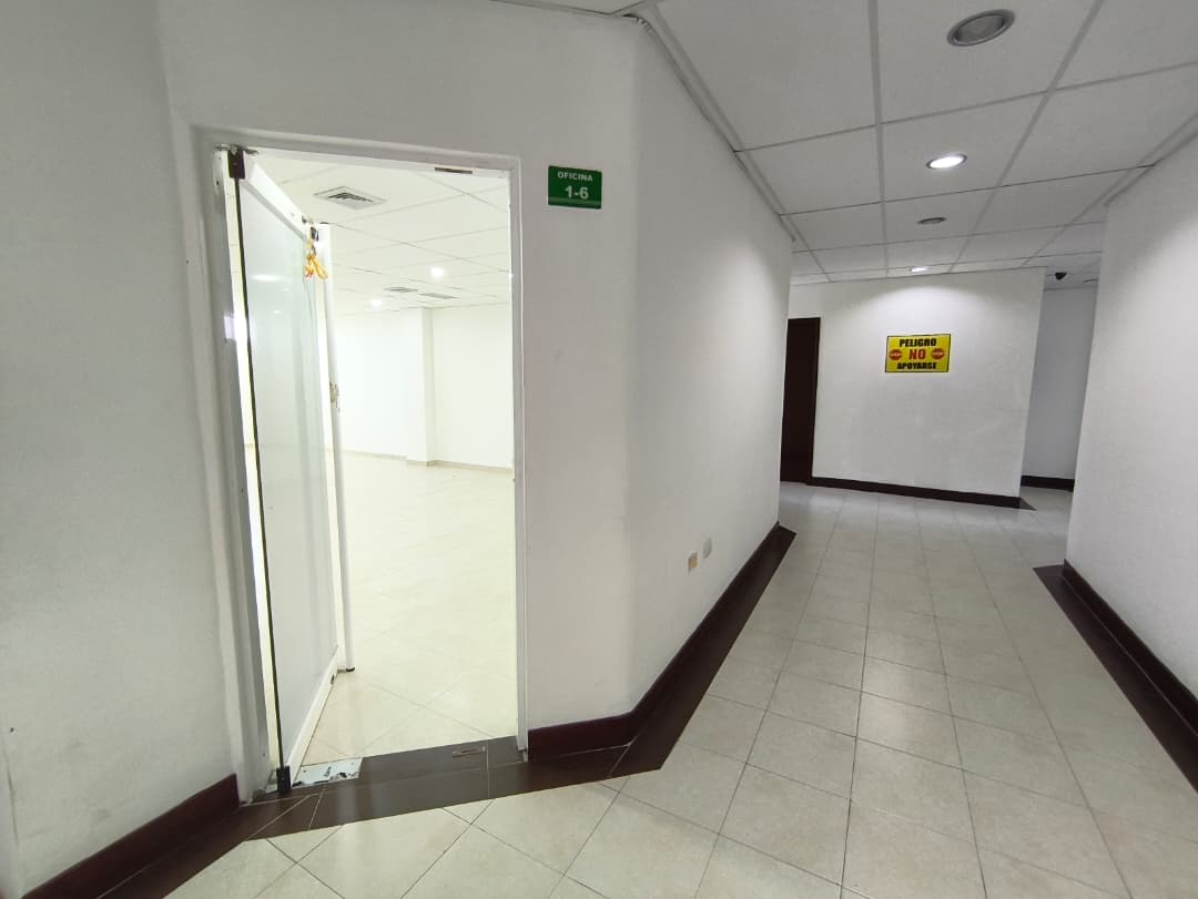 Oficina, En Venta, Centro Empresarial ll, Calle El Colegio, Nueva Esparta, Isla de Margarita, 52 MT2, 1 Baño y 1 Puesto de Estacionamiento - Imagen 9