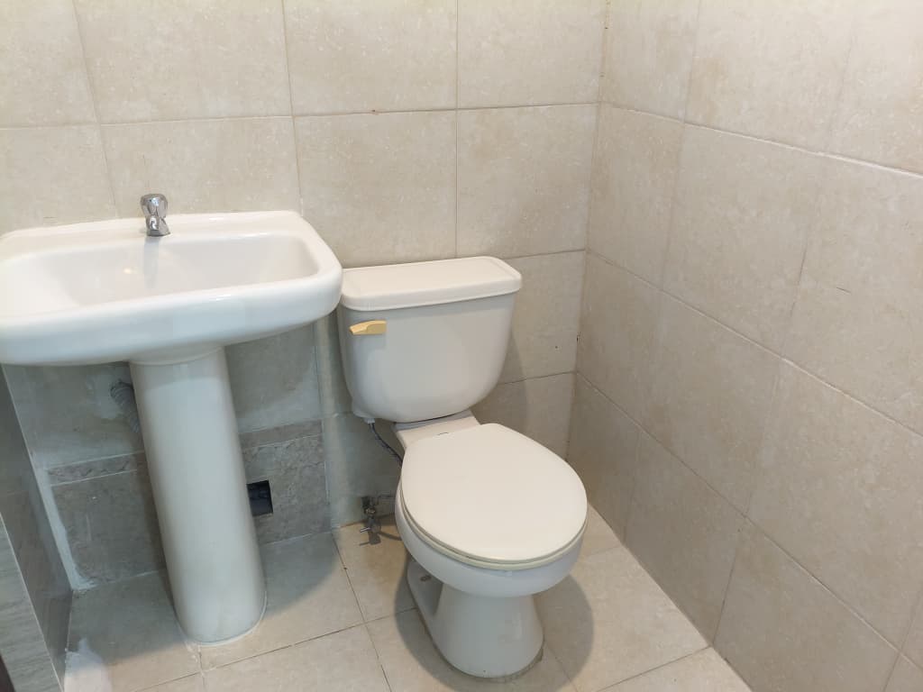 Oficina, En Venta, Centro Empresarial ll, Calle El Colegio, Nueva Esparta, Isla de Margarita, 52 MT2, 1 Baño y 1 Puesto de Estacionamiento - Imagen 12