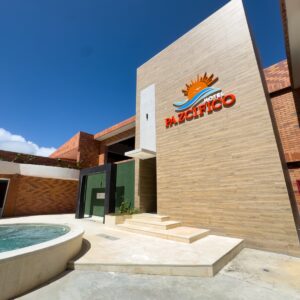 Hotel, En Venta, En El Tirano, Nueva Esparta, Isla de Margarita, 11.180,47 m², 33 Habitaciones y 33 Baños