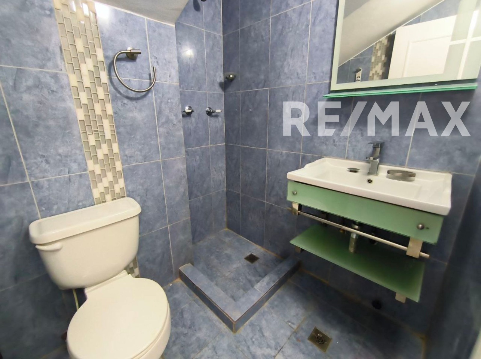 Townhouse de 3 Plantas, En Venta, En Palo Sano, La Asunción, Nueva Esparta, Isla de Margarita, 128 MT2, 4 Habitaciones y 3 Baños - Imagen 16