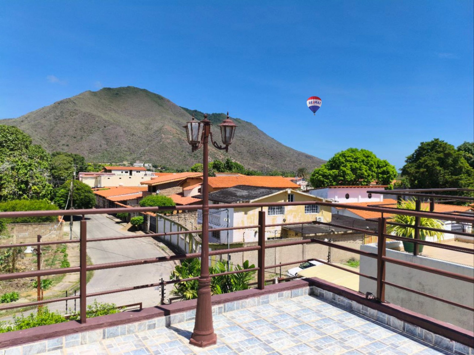 Townhouse de 3 Plantas, En Venta, En Palo Sano, La Asunción, Nueva Esparta, Isla de Margarita, 128 MT2, 4 Habitaciones y 3 Baños - Imagen 5