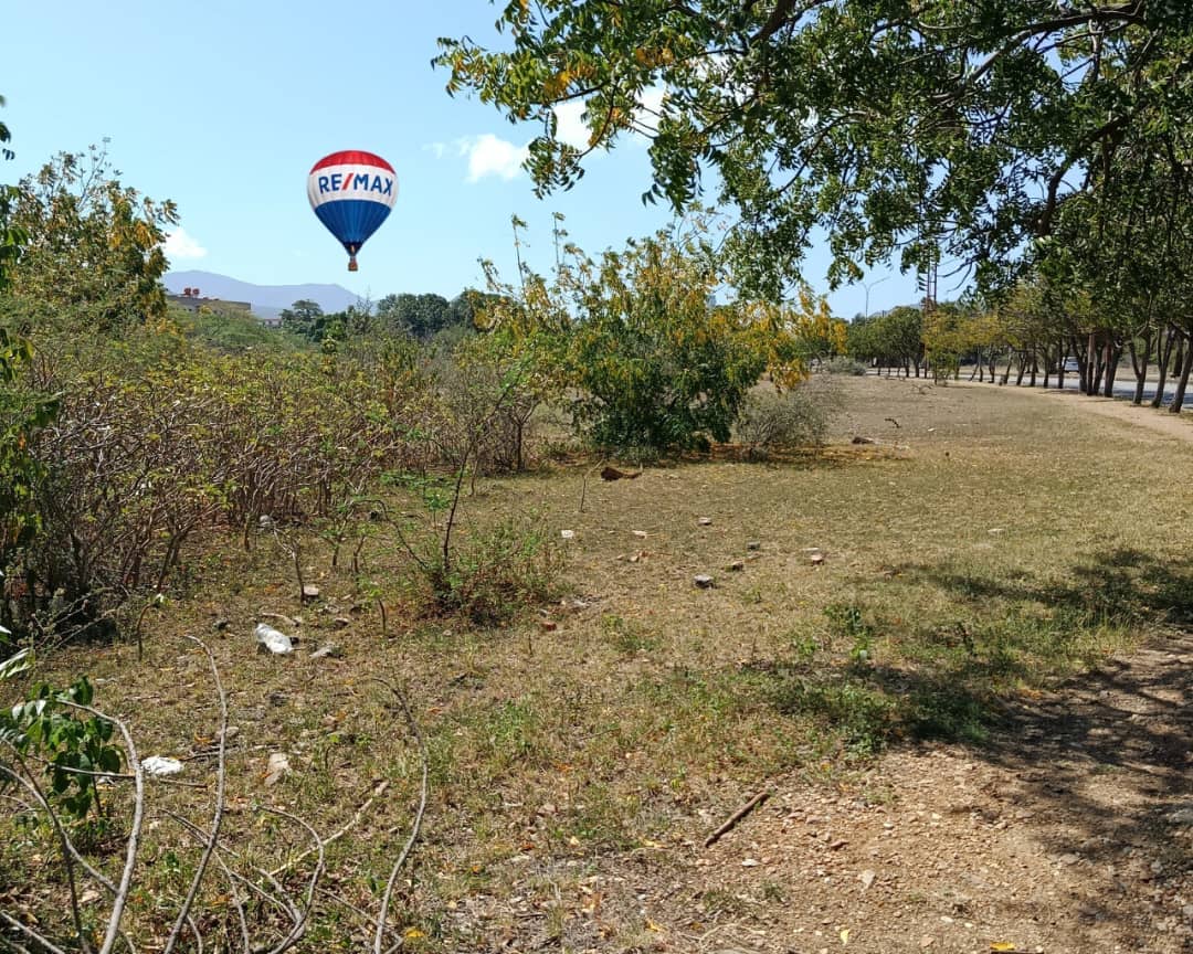 Terreno, En Venta, En Av Juan de Castellanos, Juan Griego, Nueva Esparta, Isla de Margarita, 13.162 MT2
