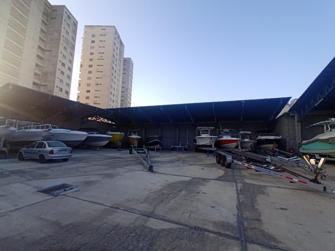 Edificio, En Venta, La Marina, En Porlamar, Nueva Esparta, Isla de Margarita, 8.065 m² y 3 Baños - Imagen 6