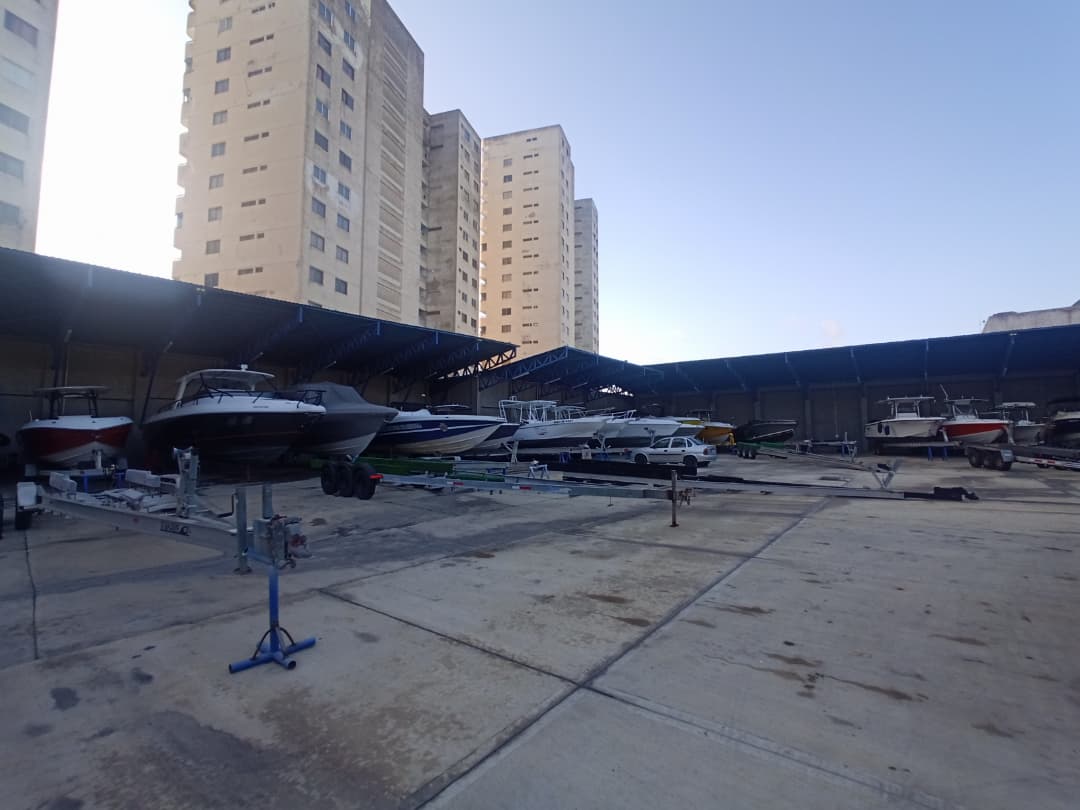 Edificio, En Venta, La Marina, En Porlamar, Nueva Esparta, Isla de Margarita, 8.065 m² y 3 Baños - Imagen 8