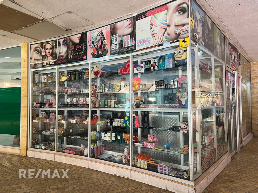 Local, En Venta, En Centro Comercial Jumbo, En La AV. 4 de mayo, nueva esparta, Isla de Margarita, 34,90 mt2 - Imagen 3