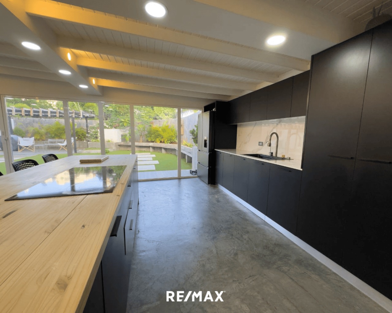 Apartamento, En Venta, Resd. Spartacus, Jorge Coll, Nueva Esparta, Isla de Margarita, 342,5 mt2, 4 Habitaciones y 2 + 1/2 Baños - Imagen 24