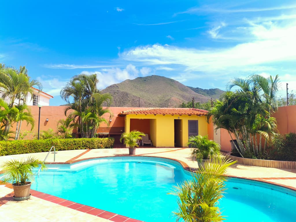 Townhouse, En Venta, Urbanización Los Olivos, Nueva Esparta, Isla de Margarita, 180 Mt2, 4 Hab y 2 1/2 Baños - Imagen 7