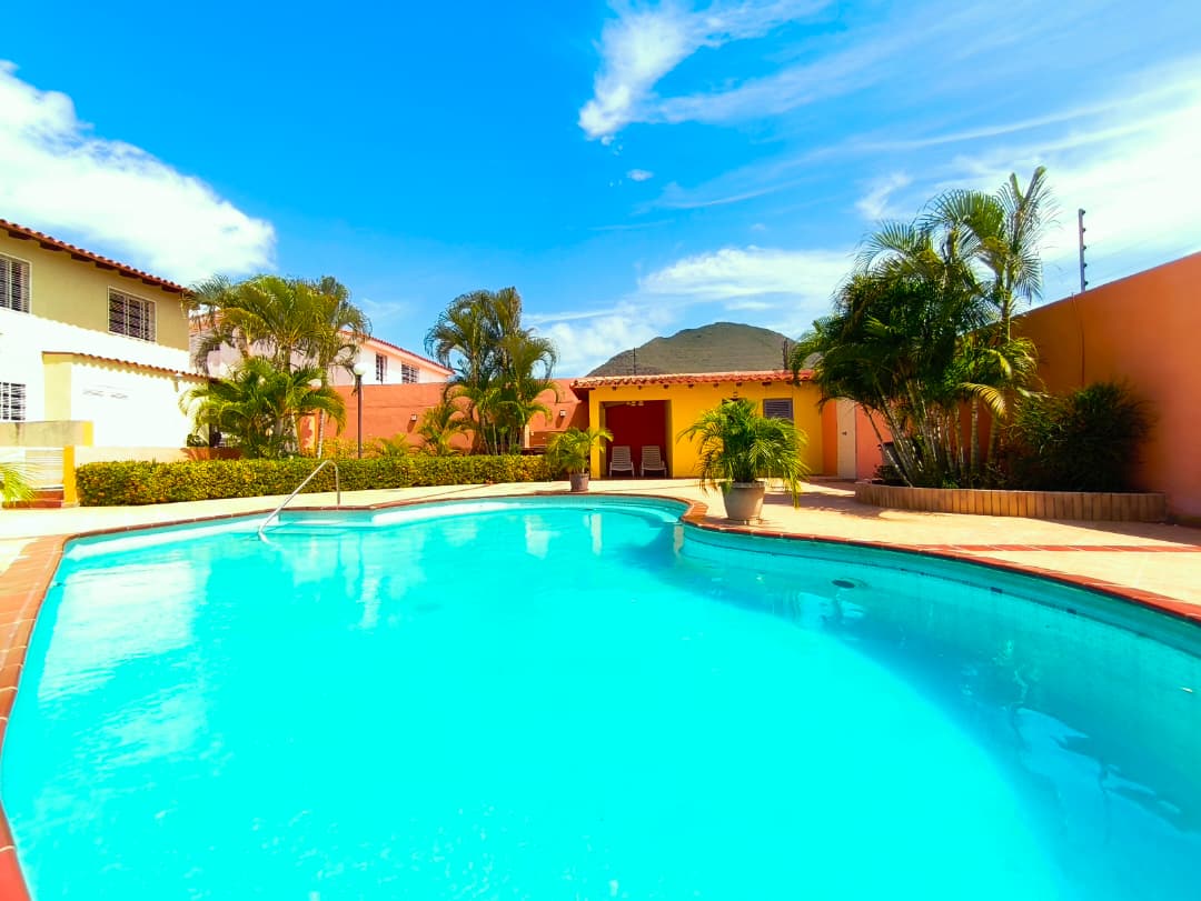 Townhouse, En Venta, Urbanización Los Olivos, Nueva Esparta, Isla de Margarita, 180 Mt2, 4 Hab y 2 1/2 Baños - Imagen 9