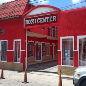Centro Comercial, En Venta, En Juan Griego, Nueva Esparta, Isla de Margarita, 623,19 m², 16 Locales y 16 Baños