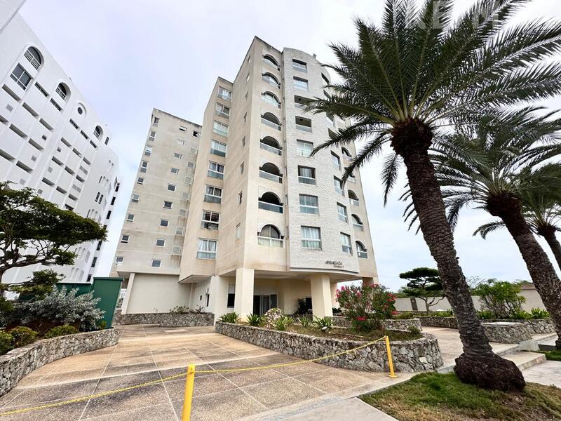 Apartamento, En Alquiler, En Edificio Golf Country Club, Nueva Esparta, Isla de Margarita, 60,43 mt2, 1 Hab y 2 Baños