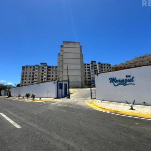 Apartamento, En Venta, En Paraiso 2, Edificio Marazul, Nueva Esparta, Isla de Margarita, 73 mt2, 3 Habitaciones y 1 1/2 Baños