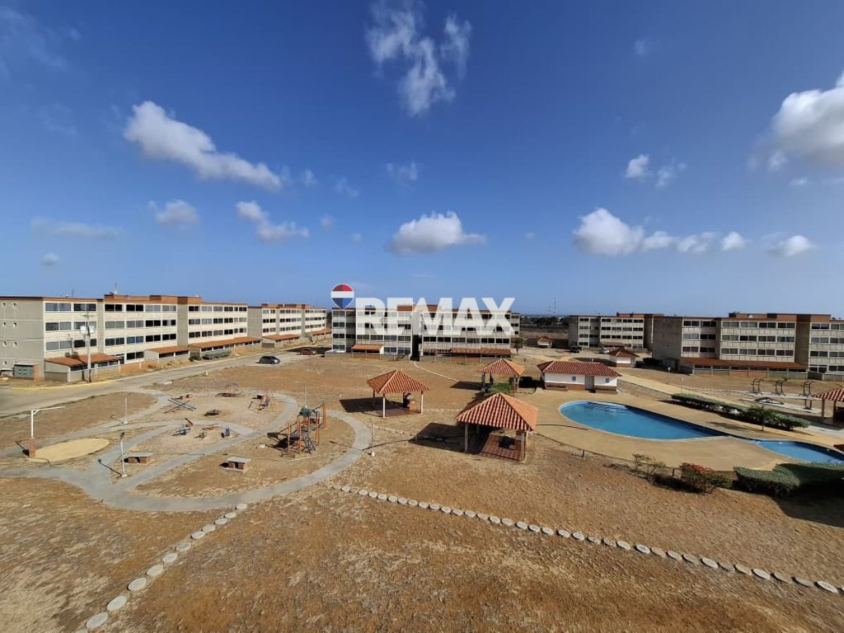 Apartamento, En Venta, En Resd. Pueblo Nuevo, Nueva Esparta, Isla de Margarita, 66 mt2, 2 Hab y 2 Baños - Imagen 2