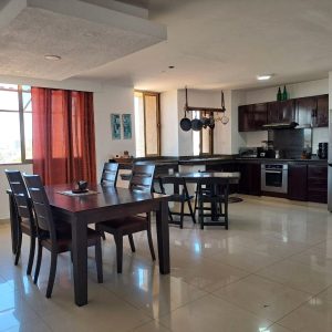 Apartamento, En Venta, En Conjunto Residencial Los Sauces, Urbanización Costa Azul, Nueva Esparta, Isla de Margarita, 220 mt2, 4 Hab y 3 Baños
