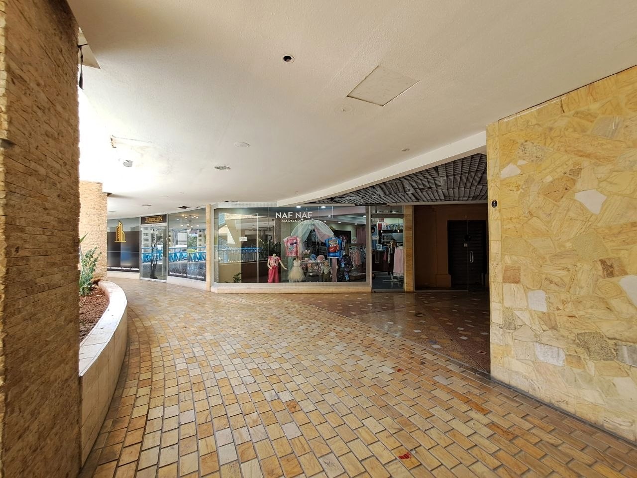 Local, En Venta, En Centro Comercial "Jumbo", Avenida 4 de Mayo, Nueva Esparta, Isla de Margarita, 22,63 mt2 - Imagen 5